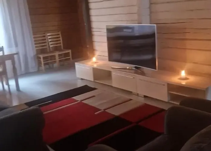 בית נופש Hietajaervi Helmi, Pieni